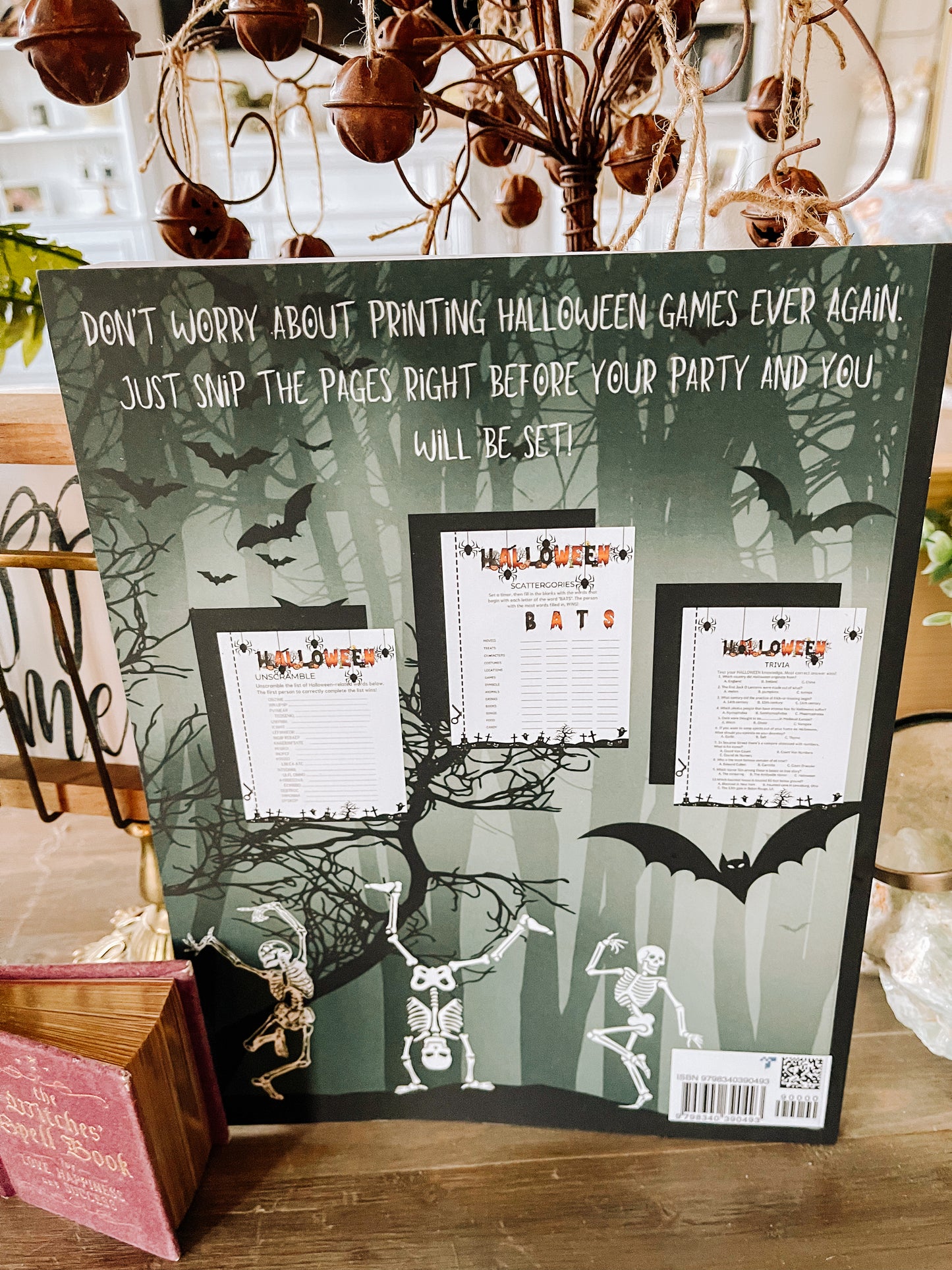 Halloween Party Games for Adults, Teens and Kids - 6 Different Halloween Themed Games and Challenges (10 prints of each game ready to be cut) - Up to 10 Players - Fun School Activity