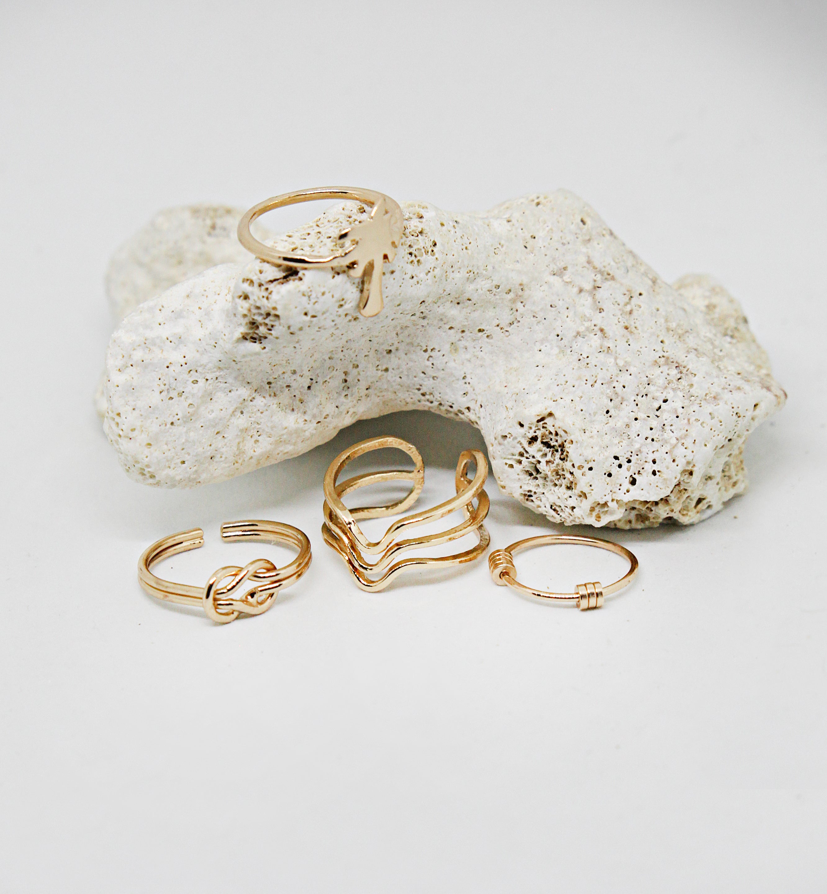 Set of 4 Gold Minimalist Rings
