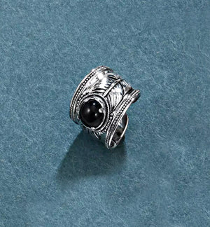 Black Resin Stone - Leaf Carved Ring